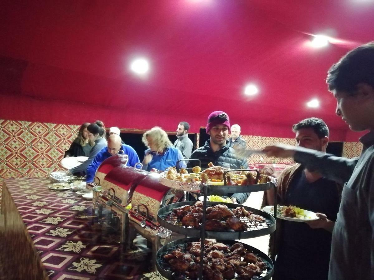 Star Walk Camp & Tours Hotel Вади Рум Екстериор снимка